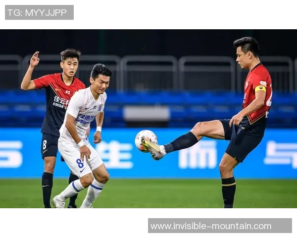 南京足球队在钻石联赛积分榜上以72分稳居第一名展现强大实力