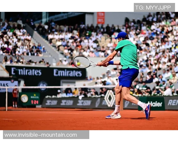 成都网球队的默契配合与战术探讨聚焦网球的精彩瞬间与团队协作
