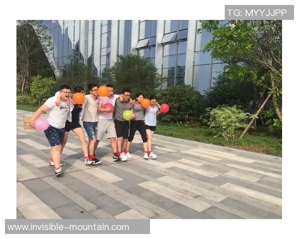 深圳篮球队杯赛点评：个人能力的精彩表现与团队协作的完美结合